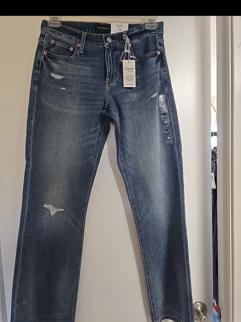 Lucky Brand Women's Distressed Dark Blue Straight Jeans